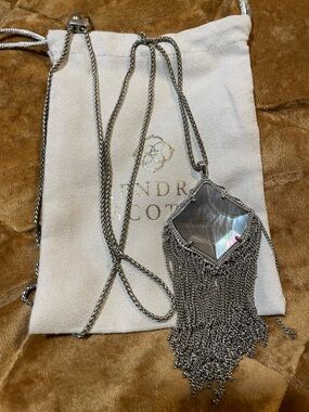 Kendra Scott Kingston Silver Pendant Necklace with Black Mother of Pearl